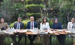 Kemalpaşa'da Tayini Çıkan Hakim ve Savcılara Veda Programı Düzenlendi
