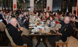 Bornova’da vefa gecesi: Şehit ve gazi aileleri aynı sofrada