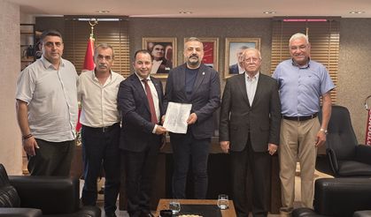 Kemalpaşalı Özken'den CHP İl Başkanlığına İmza Desteği