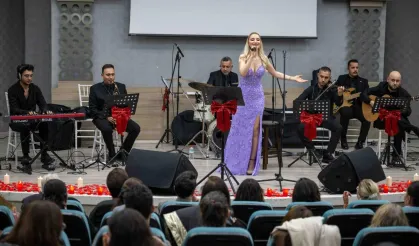 Bornova’da Aşk Şarkıları Gecesi