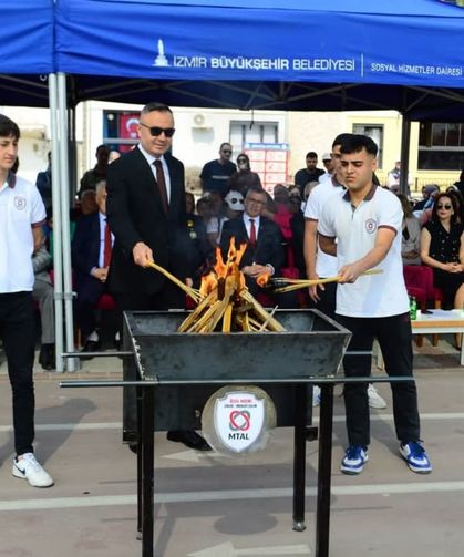 19 Mayıs Coşkusu Kemalpaşa’da Törenlerle Yaşandı