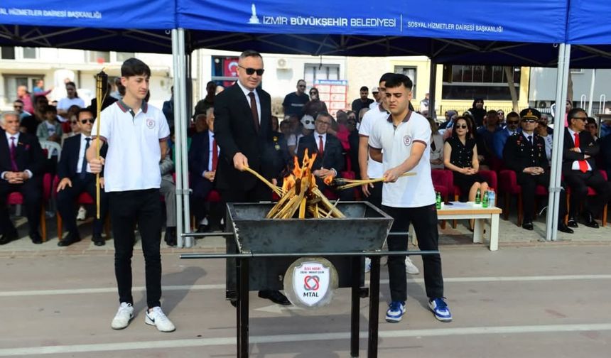 19 Mayıs Coşkusu Kemalpaşa’da Törenlerle Yaşandı
