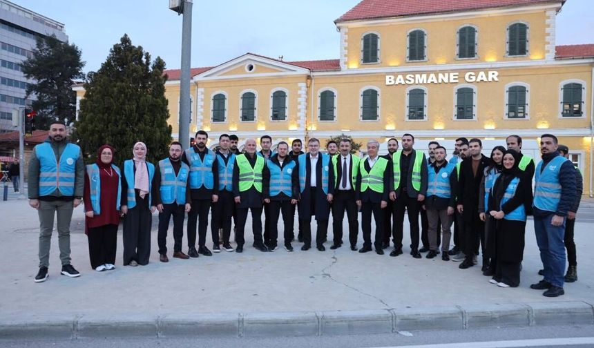 Saygılı Basmane’de “İftara 5 Kala” programına katıldı