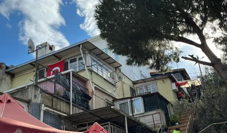 Şehit pilotun İzmir'deki evinde yas